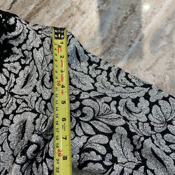 70's Wrap Dress - Picture 10 of 15